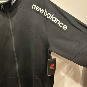 NWT MENS NEW BALANCE XL KNIT JACKET